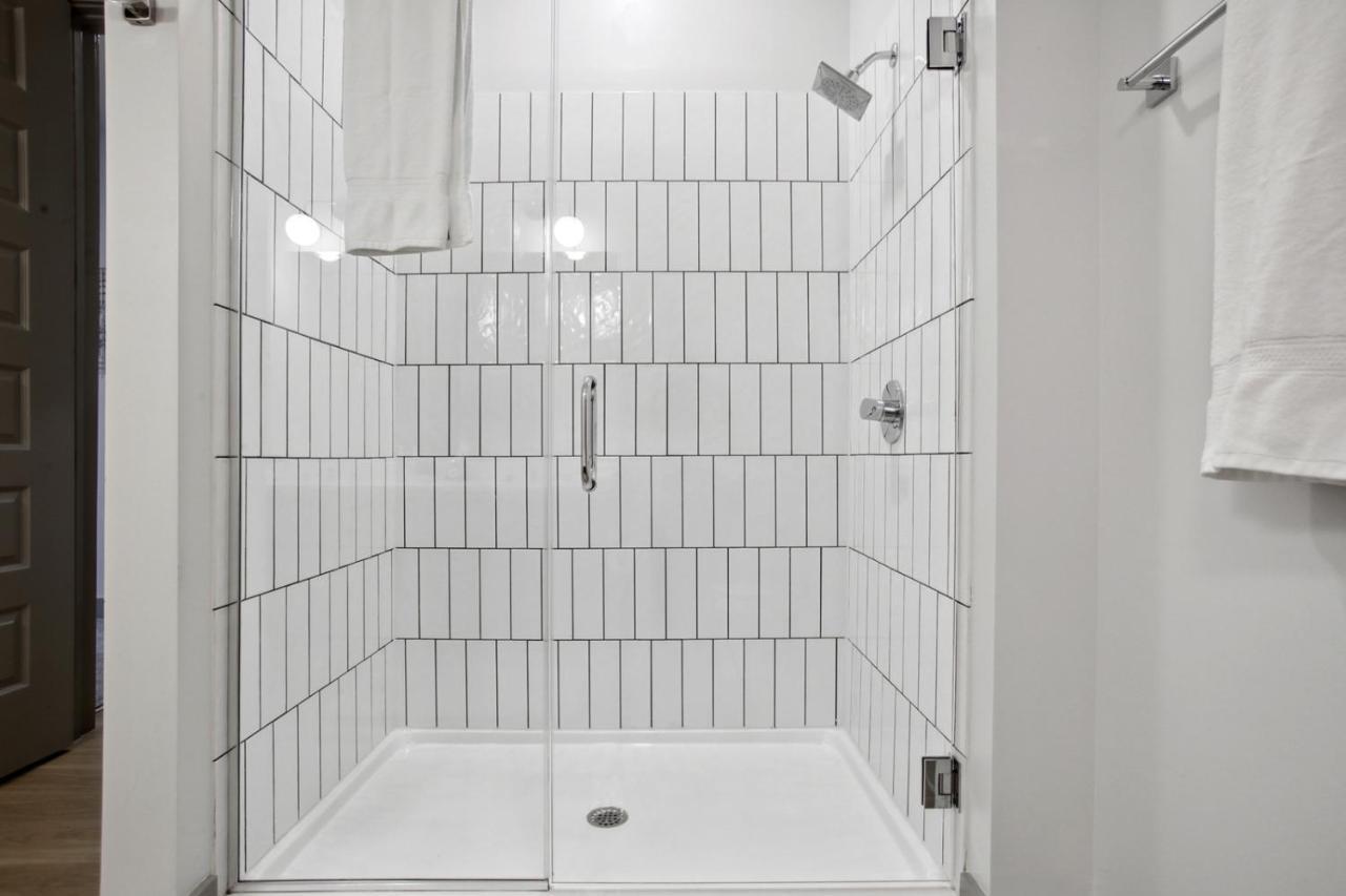 West Midtown Penthouse 2 Bdrm Apartment แอตแลนตา ภายนอก รูปภาพ